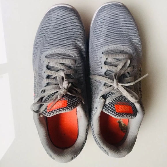 🔺SOLD🔺Nike Women's Revolution 3 Running Shoe - Picture 3 of 7